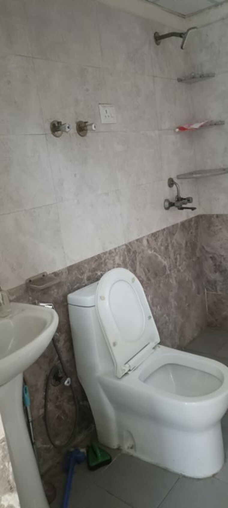 Bathroom, maxblis-white-house 2 Bedroom 1185 Sq.Ft. Apartment In Sector 75 Noida 10786792