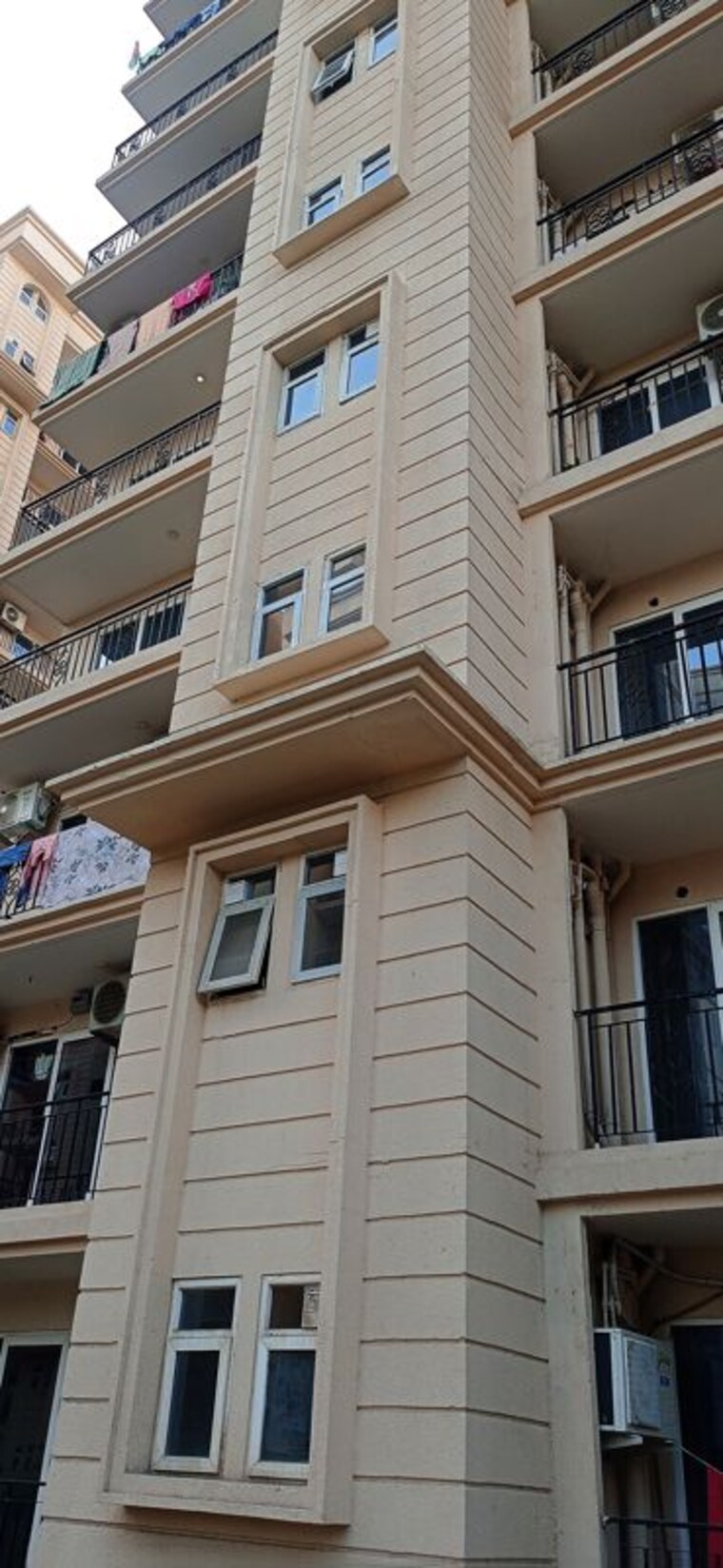 Exterior View, signature-the-serenas 2 Bedroom 724 Sq.Ft. Apartment In Sohna Sector 36 Gurgaon 10786811