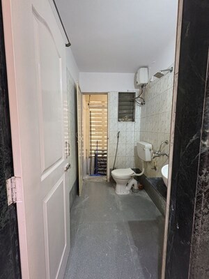 Washroom in 2 BHK Apartment at Hyde Park Galaxy, Manpada – for Rent
