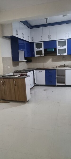 Kitchen in 3 BHK Apartment at Aims Golf City, Sector 75 – for Rent