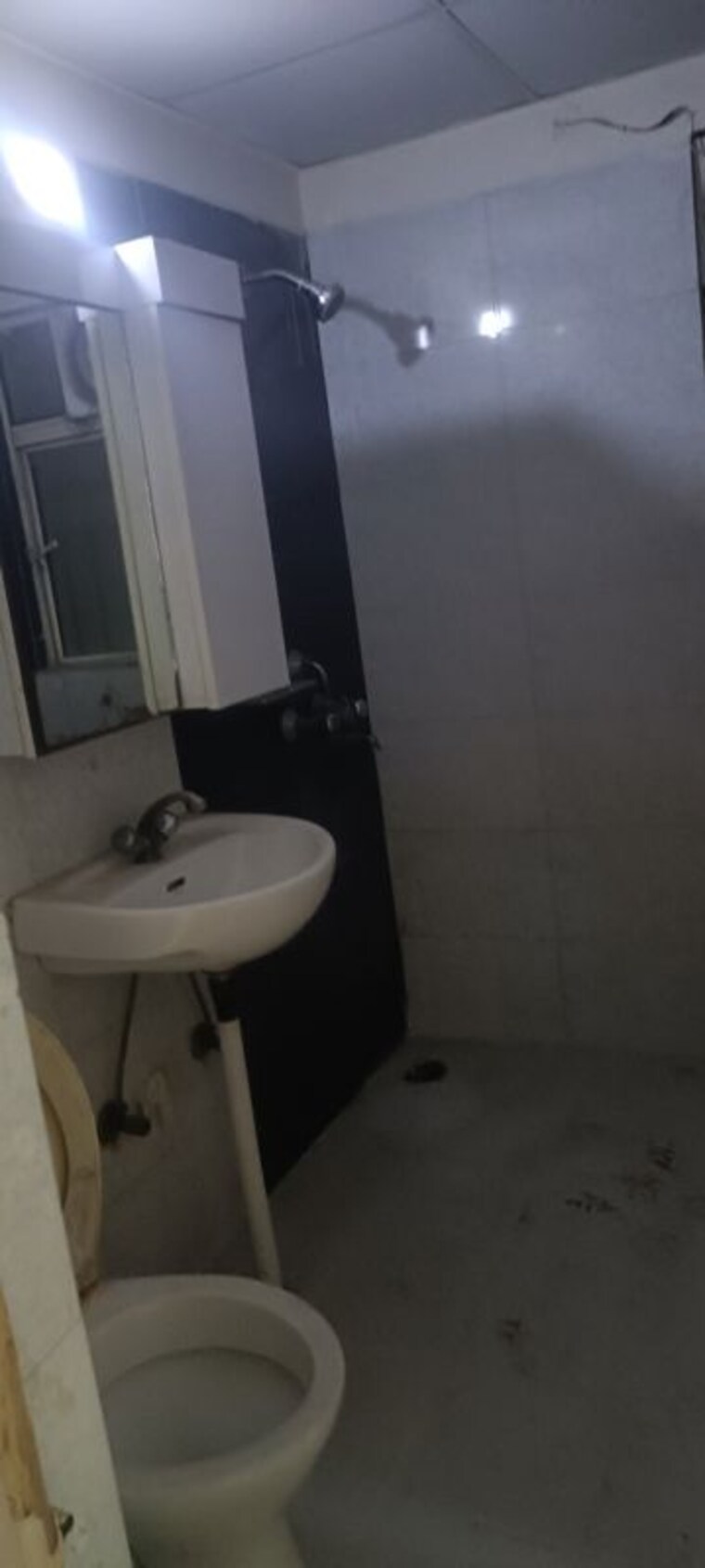 Team Area, aims-golf-city 3 Bedroom 1350 Sq.Ft. Apartment In Sector 75 Noida 10786828