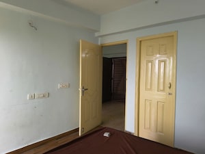 Room in 3.5 BHK Apartment at SCC Sapphire, Raj Nagar Extension – for Sale