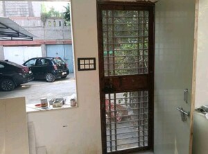 Balcony in 1 BHK Apartment at Arun Vihar Sector 37, Sector 37 – for Rent