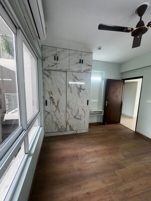 Room in 3 BHK Apartment at Hero Homes Gurgaon, Sector 104 – for Rent