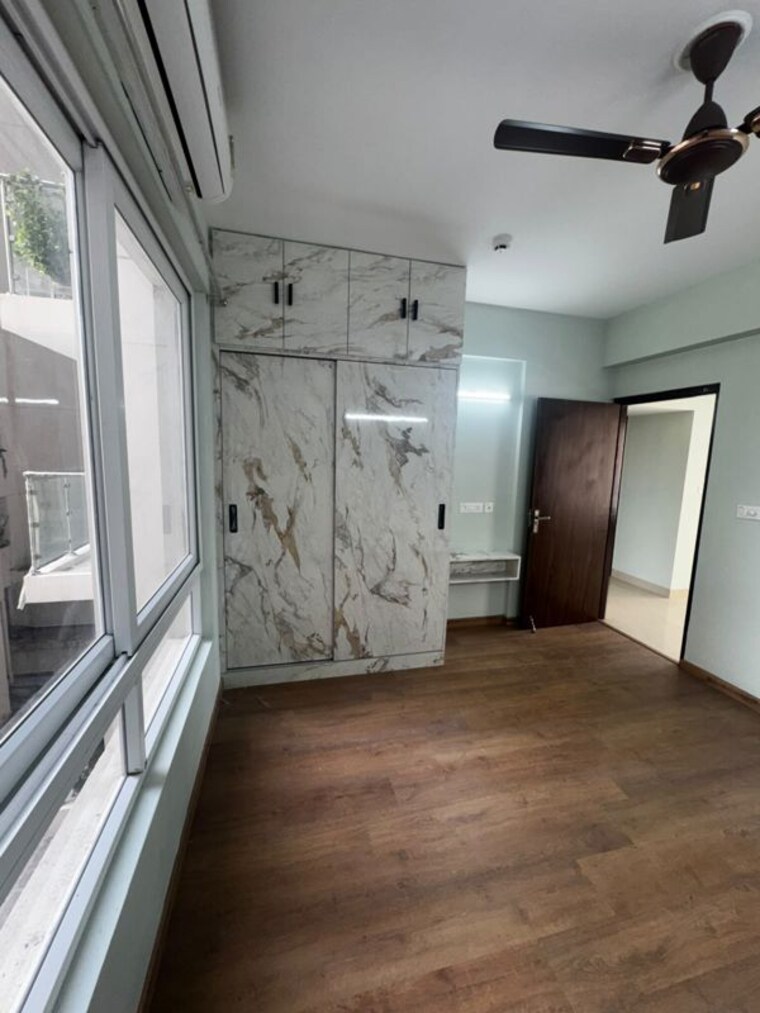 Room, hero-homes-gurgaon 3 Bedroom 1389 Sq.Ft. Apartment In Sector 104 Gurgaon 10786902
