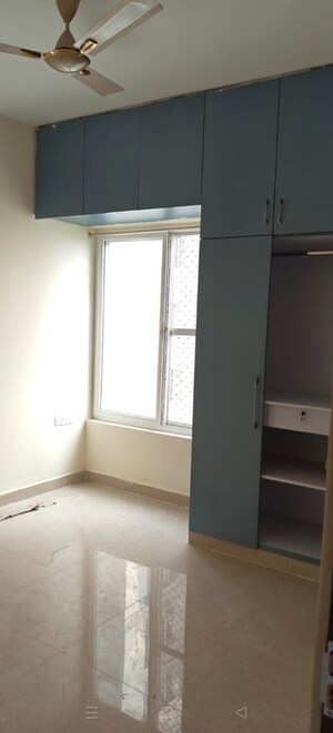 Room in 3 BHK Apartment at Sikka Kimaantra Greens, Sector 79 – for Rent