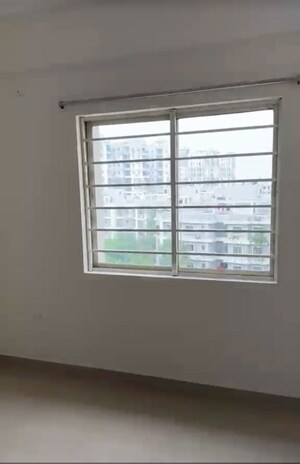 Room in 2 BHK Apartment at Greenfield City, Maheshtala – for Sale