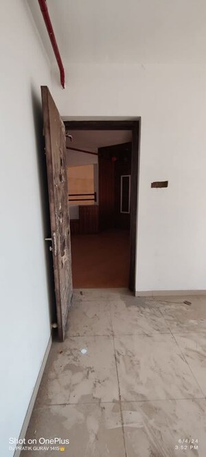 1 BHK Apartment For Rent in Puranik City, Kasarvadavali