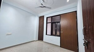 Room in 1 BHK Builder Floor at Saket – for Rent