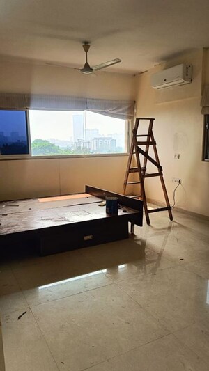 Bedroom in 3 BHK Apartment at Cuffe Parade – for Rent