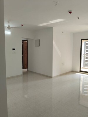 Room in 3 BHK Apartment at Pride World City Wellington, Charholi Budruk – for Rent