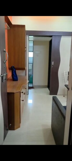 1 BHK Apartment For Rent in Andheri CHS, Andheri West