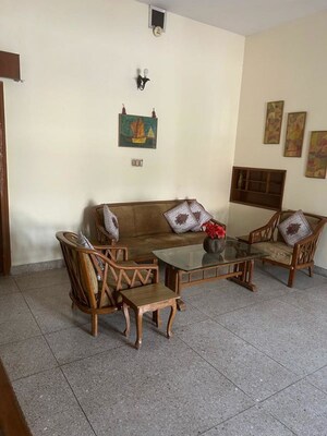 Living Room in 2 BHK Independent House at Sector 38c – for Rent