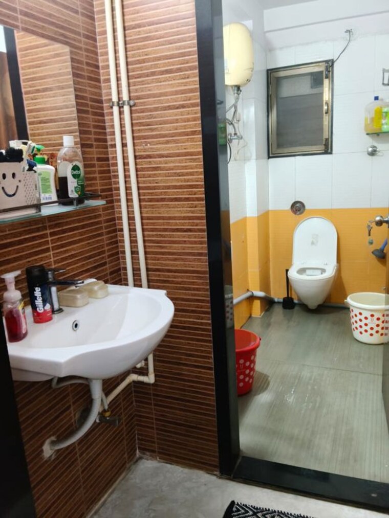 Bathroom, balaji-delta-central 3 Bedroom 2060 Sq.Ft. Apartment In Kharghar Navi Mumbai 10787013