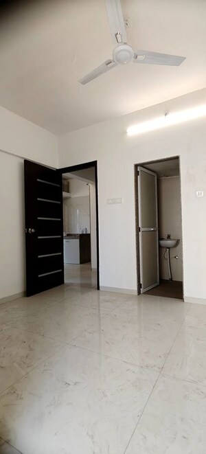 Master Bedroom in 2 BHK Apartment at Tiara Hills, Mira Road – for Rent