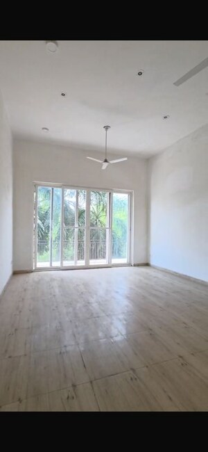 Room in 6+ BHK Independent House at Sector 39 – for Sale