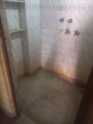 Room in 1 BHK Independent House at Sector 22 – for Rent