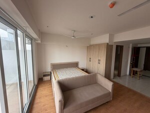 2 BHK Apartment For Rent in Godrej Golf Links Crest, Sector 27 Yamuna Expressway