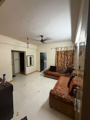 Bedroom in 2 BHK Apartment at Paldi – for Rent