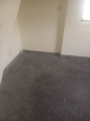 Room in 2 BHK Independent House at Sector 55 – for Rent