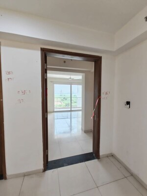 Room in 3 BHK Apartment at Godrej Nest, Sector 150 – for Rent