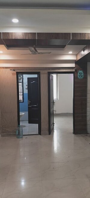 Room in 2.5 BHK Apartment at Sikka Karmic Greens, Sector 78 – for Rent