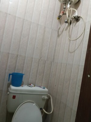 Bathroom in 1 BHK Builder Floor at Neb Sarai – for Rent