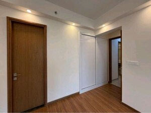 Room in 2 BHK Apartment at Godrej Woods, Sector 43 – for Rent