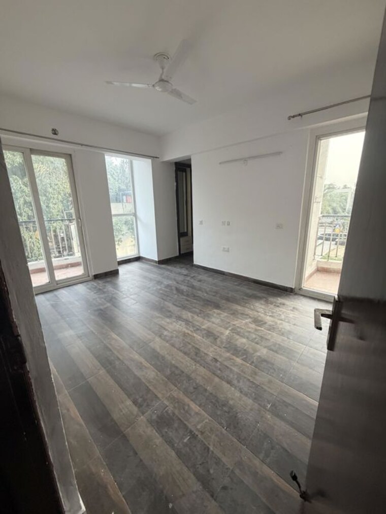 Room, sds-nri-residency-omega-ii 3.5 Bedroom 1659 Sq.Ft. Apartment In Omega Ii Greater Noida Greater Noida 10787257