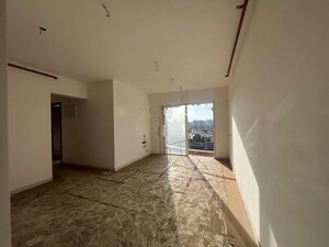 Room in 2 BHK Apartment at Tridhaatu Aum, Chembur – for Rent
