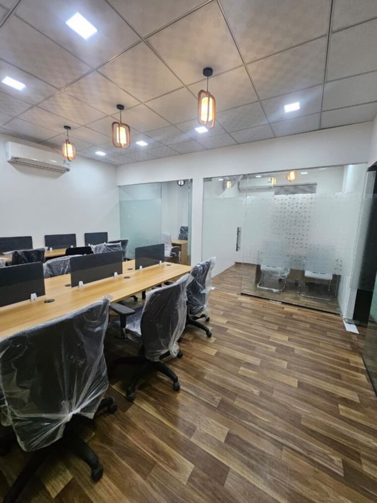 Team Area, sector 3 Commercial Office Space 1300 Sq.Ft. In Sector 3 Noida 10787360