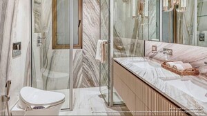 Bathroom in 4 BHK Apartment at DLF The Grove, Sector 54 – for Rent