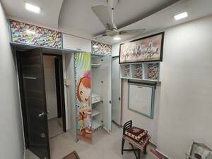 Room in 1 BHK Apartment at Raunak Unnathi Woods Phase 7 A And B, Ghodbunder Road – for Rent