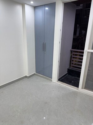 Room in 2 BHK Builder Floor at Sant Nagar – for Rent