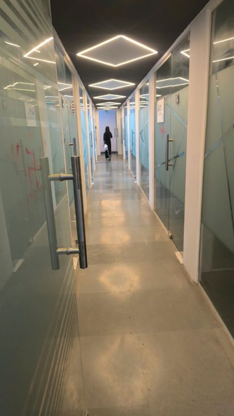 undefined, sector 4 Commercial Office Space 900 Sq.Ft. In Sector 4 Noida 10787431
