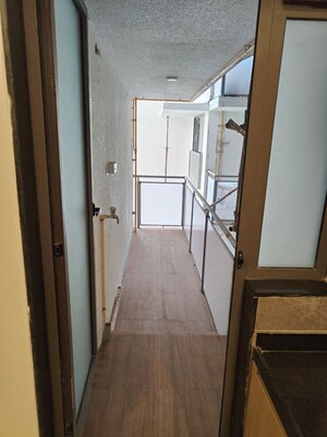 Building Lobby in 3 BHK Apartment at The Park Residency Andheri, Andheri West – for Rent