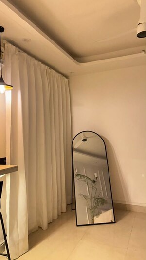 Room in 2 BHK Apartment at Signature Global Prime, Sector 63a – for Rent