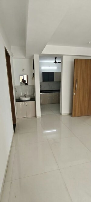 Bathroom in 2 BHK Apartment at Majestique Signature Towers, Balewadi – for Rent