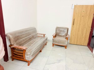 Furnished Amenities in 1 BHK Apartment at Mullur – for Rent
