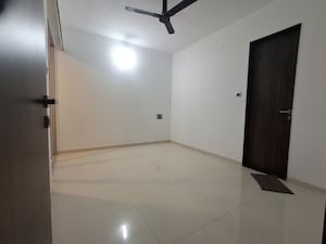 Room in 3 BHK Apartment at VB Aundh Renaissance, Aundh – for Rent