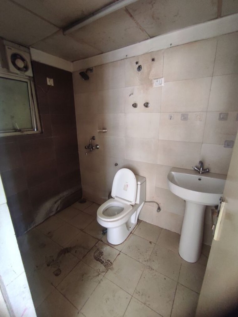 Bathroom, mittal-rajnagar-residency 2 Bedroom 1155 Sq.Ft. Apartment In Raj Nagar Extension Ghaziabad 10787527