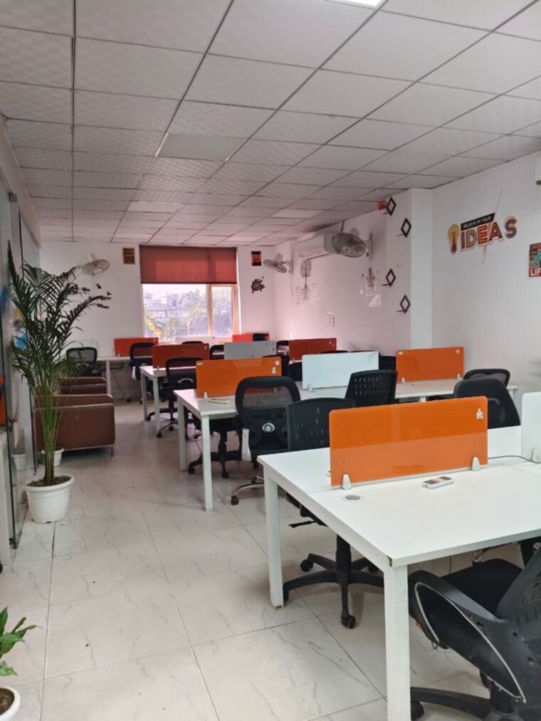 Team Area, sector 63 Commercial Office Space 1600 Sq.Ft. In Sector 63 Noida 10787473
