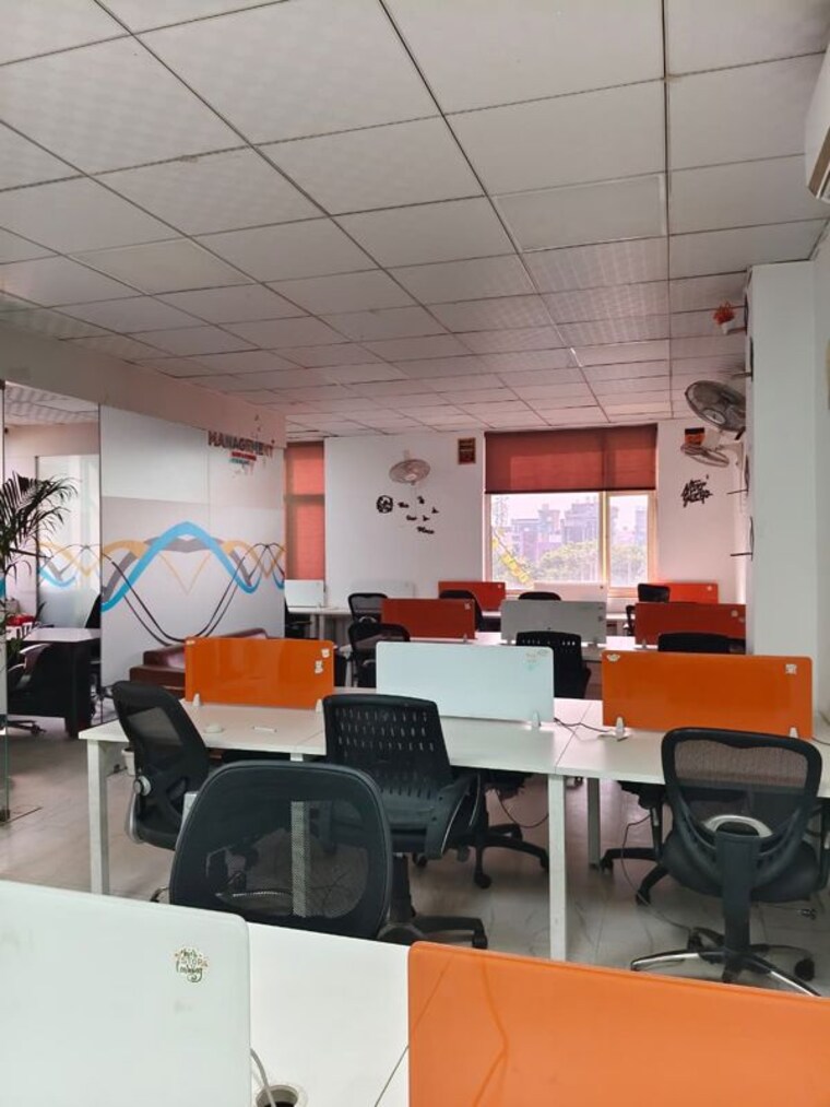 Team Area, sector 63 Commercial Office Space 1600 Sq.Ft. In Sector 63 Noida 10787473