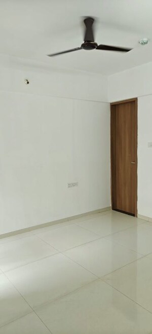 Room in 2 BHK Apartment at KLS Supremus, Pashan – for Rent