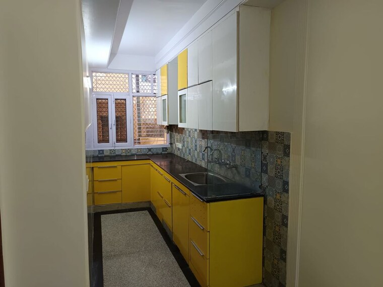 Kitchen, ashok nagar 2 Bedroom 100 Sq.Yd. Builder Floor In Ashok Nagar Delhi 10787546