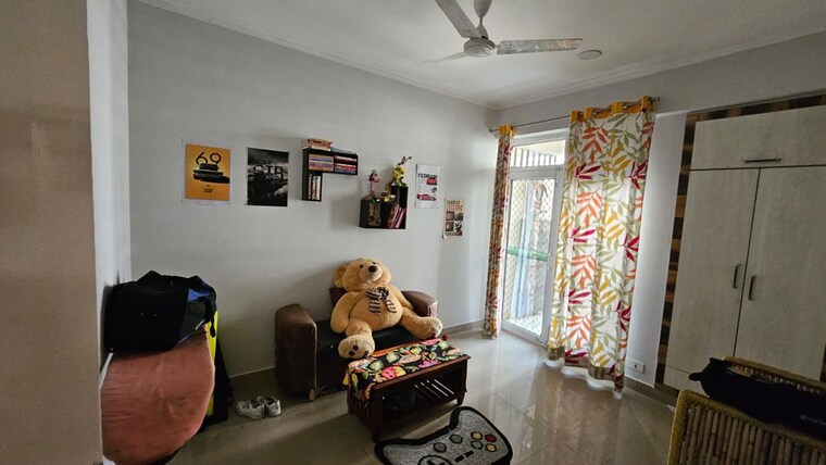 Living Room, gaur-city-6th-avenue 3.5 Bedroom 1470 Sq.Ft. Apartment In Sector 4 Greater Noida Greater Noida 10787585