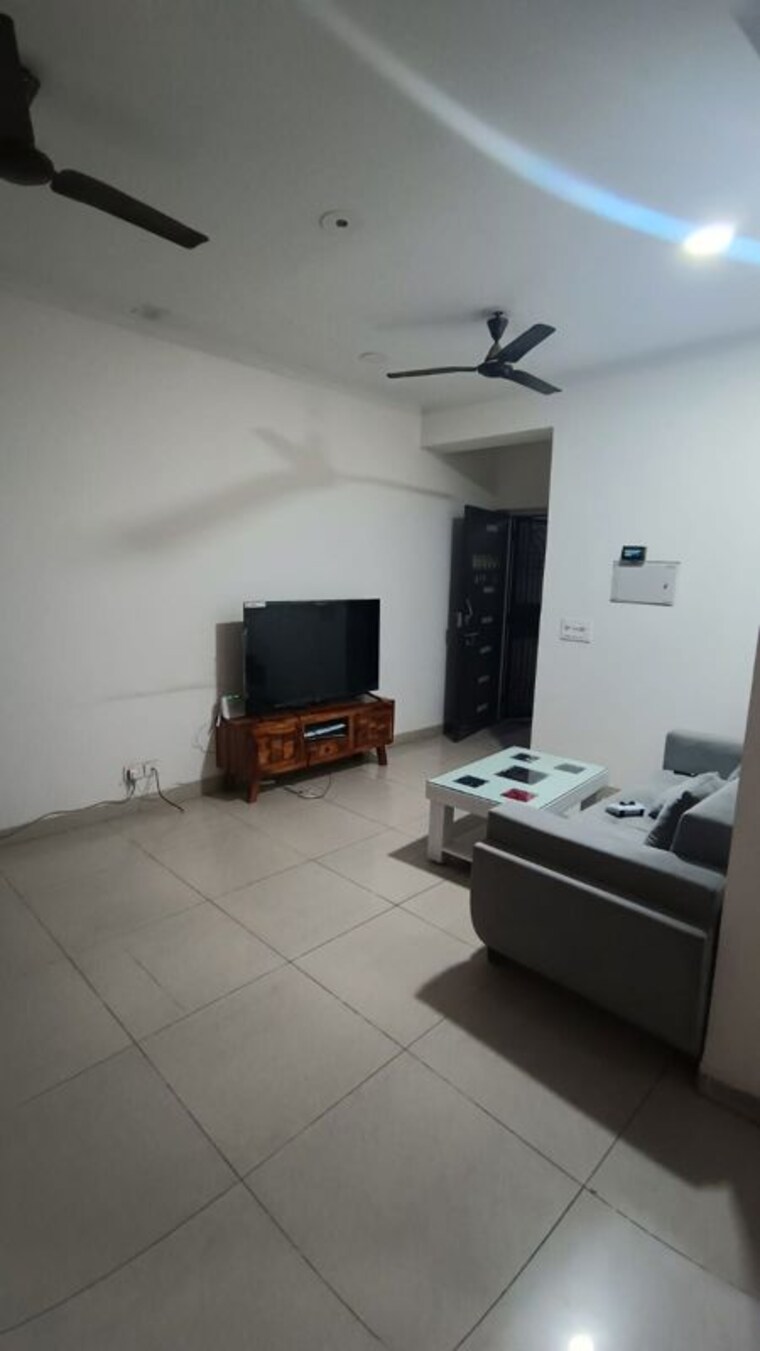 Living Room, gaur-city-6th-avenue 3.5 Bedroom 1470 Sq.Ft. Apartment In Sector 4 Greater Noida Greater Noida 10787585