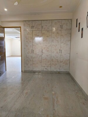 Master Bedroom in 2 BHK Builder Floor at Sector 52 – for Rent
