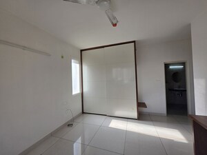 Kitchen in 2 BHK Apartment at Prestige Lakeside Habitat, Varthur – for Sale
