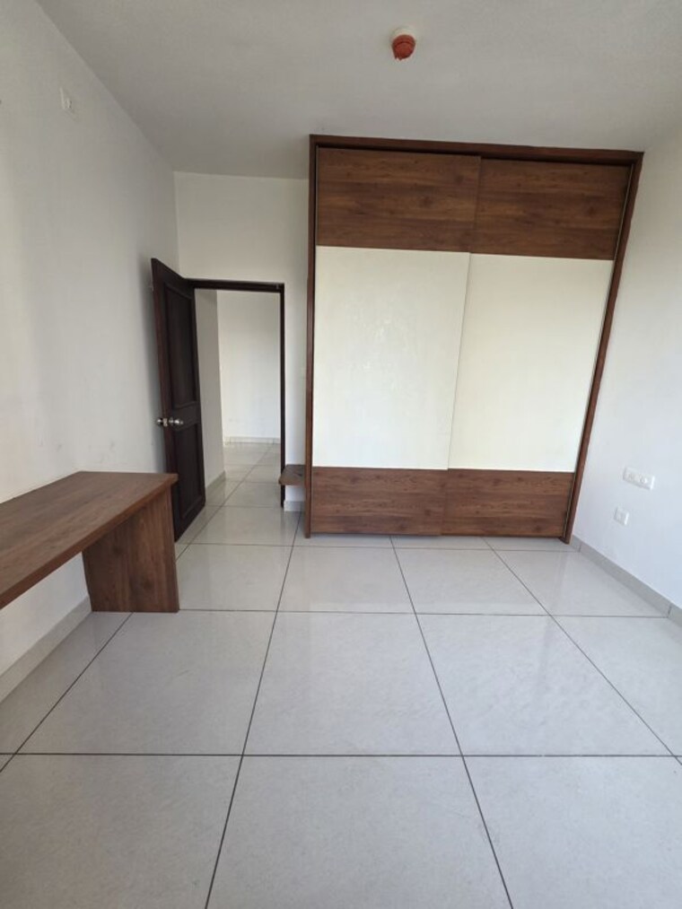 Room, prestige-lakeside-habitat 2 Bedroom 1195 Sq.Ft. Apartment In Varthur Bangalore 10787582